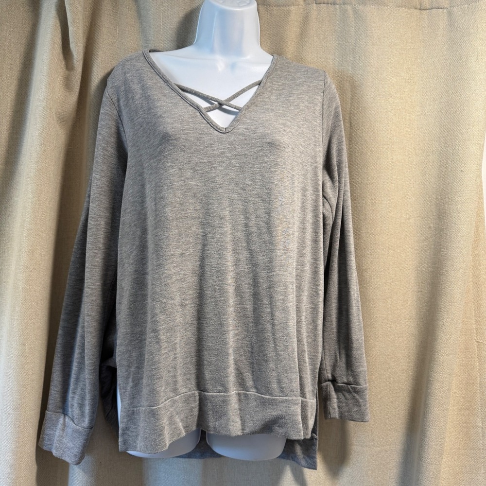 Alya Criss Cross V Neck Long Sleeve Gray Tunic Top Size L